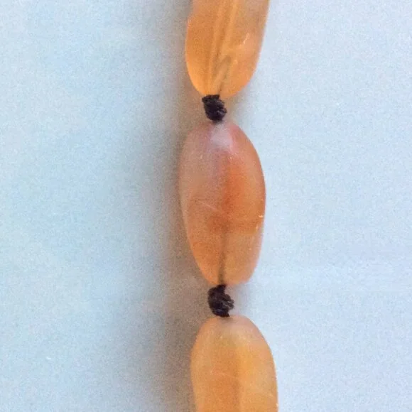 Natural Agate/Carnelian Beaded Necklace with a Swirl Pendant - Picture 8 of 8